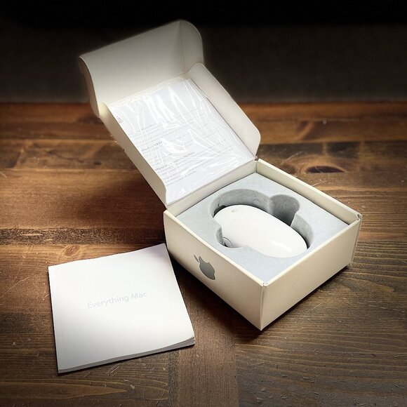 Apple Mighty Mouse (2005-2009) - Picture 2 of 4